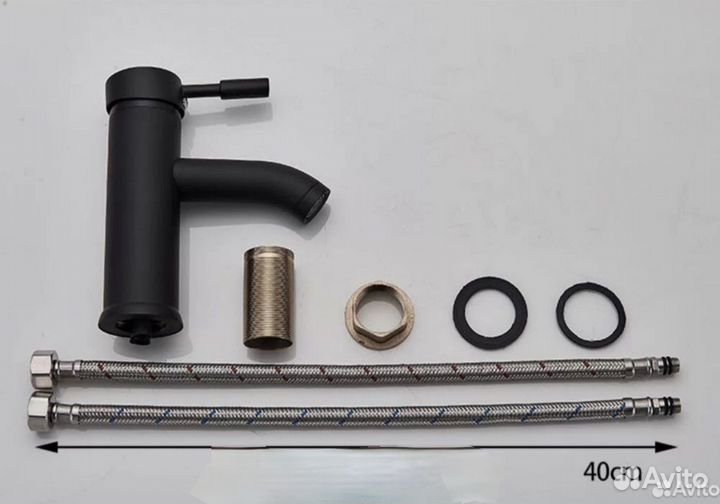 Смеситель черный круглый на раковину умывальник