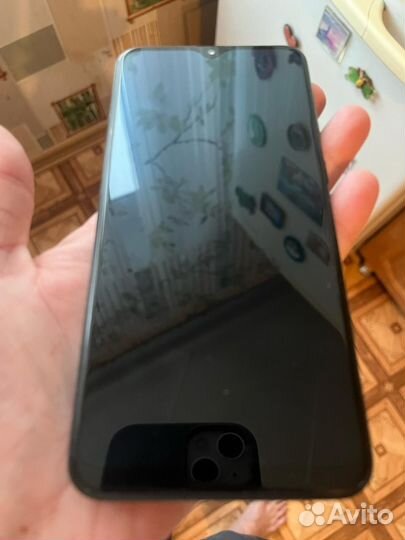 Samsung Galaxy A20, 3/32 ГБ