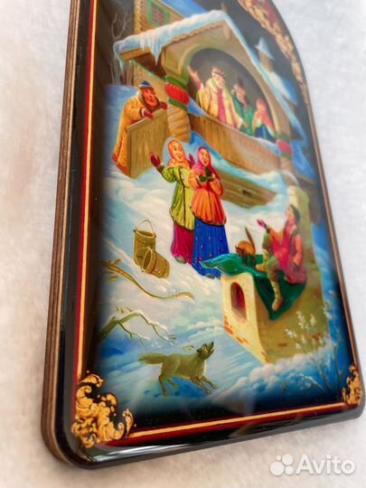 Русская лаковая миниатюра