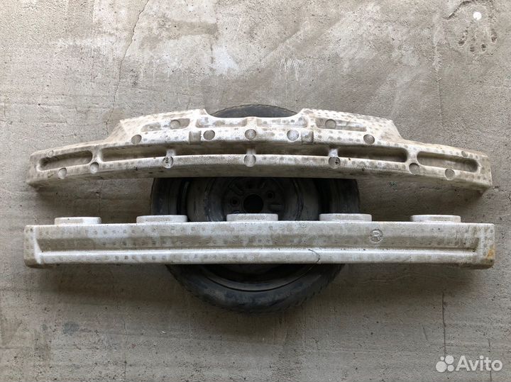 Абсорбер бампера Toyota Celica t23