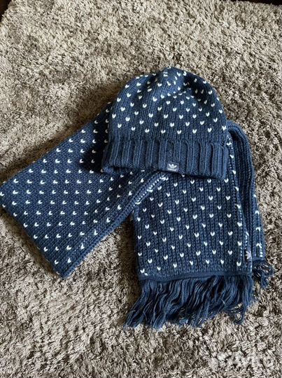 Шапка и шарф adidas