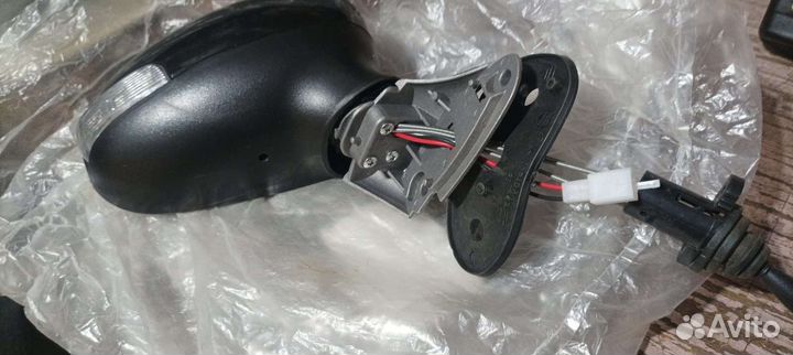 Боковое зеркало на Daewoo Matiz