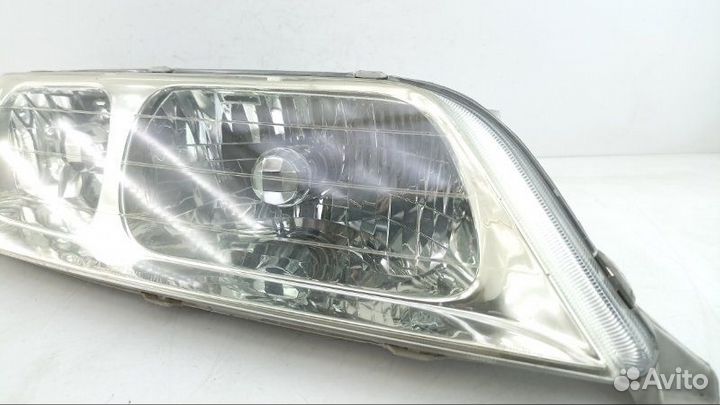 Фара правая Toyota Mark Ii GX100