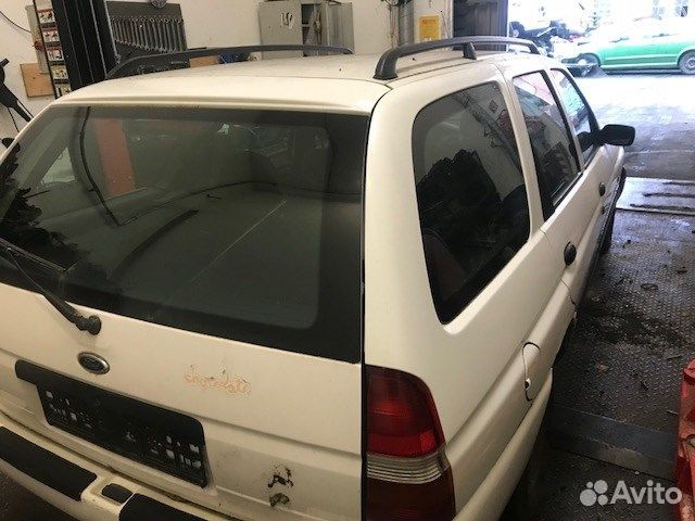 Разбор на запчасти Ford Escort