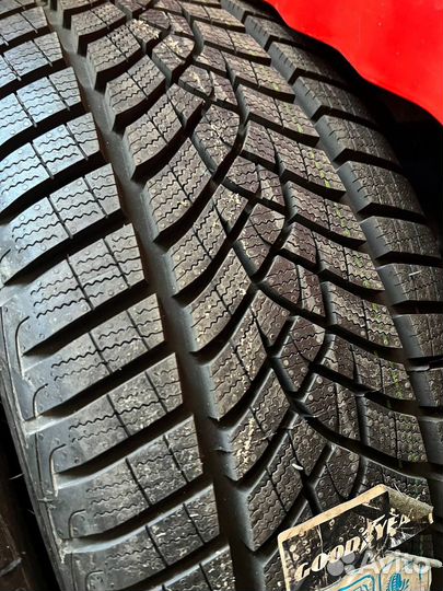 Goodyear UltraGrip Performance+ 225/45 R18