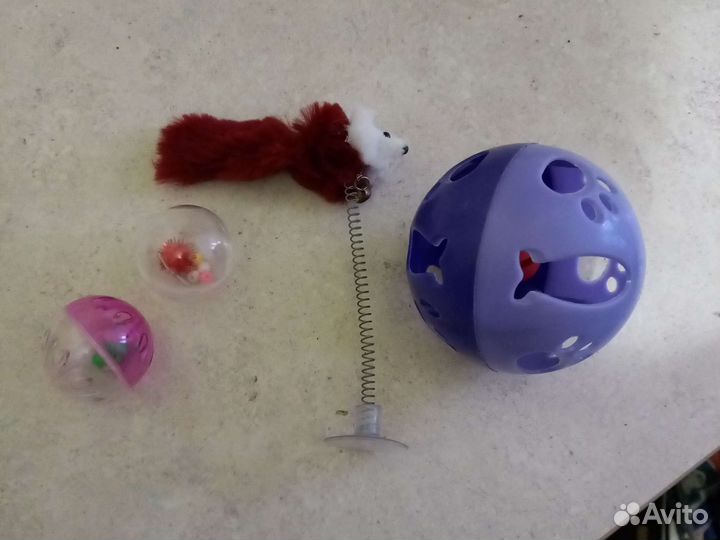 Игрушки для животных