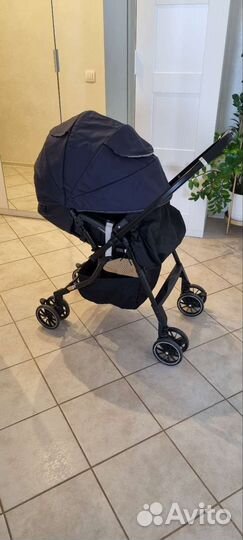 Прогулочная коляска 0+ Combi