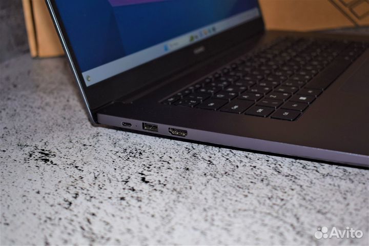 Ноутбук huawei на Core i3-1115G4/ IPS/ на гарантии