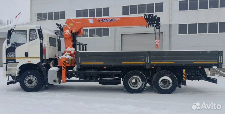 Бортовой грузовик FAW J6 CA3250 с КМУ HANGIL SV, 2025