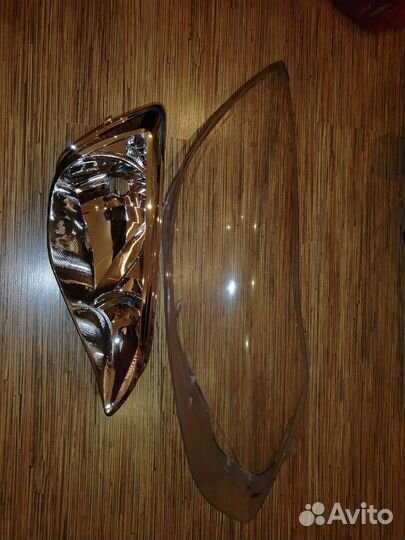 Стекло фар Форд фокус 3.бу.оригинал