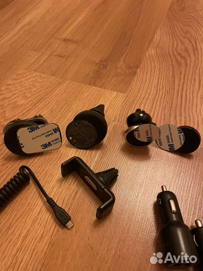 Держатель для телефона в машину