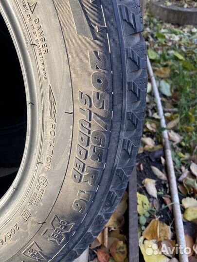 Michelin X-Ice 205/65 R16 99T