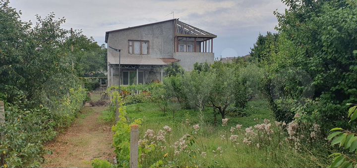 Дом 180 м² на участке 12 сот.