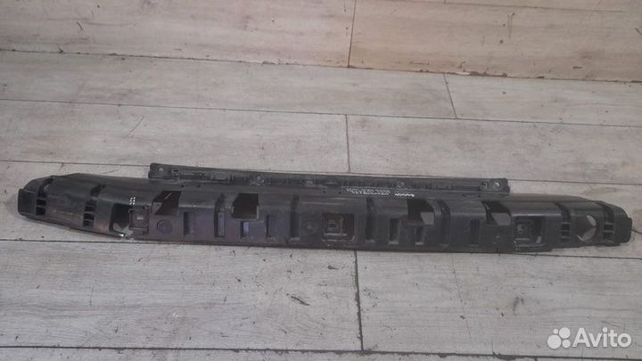 Кронштейн бампера задний Peugeot 2008 С 2013 По