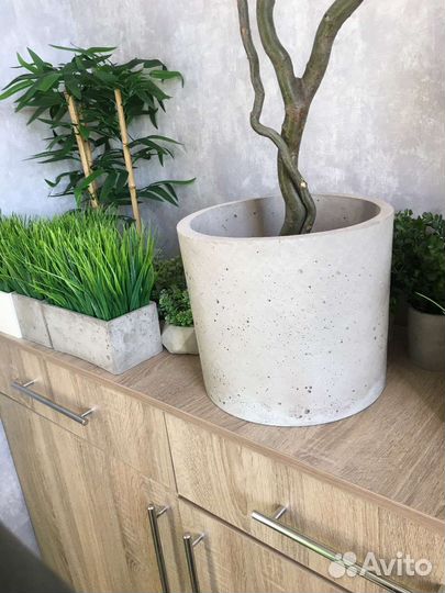 Бетонное кашпо горшок для цветов