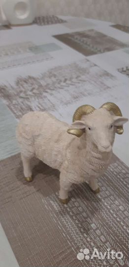 Декоративные статуэтки