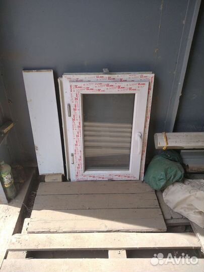 Оконная рама пластиковая