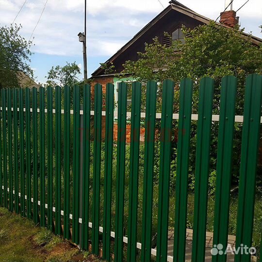 Забор из евроштакетника в Болохово