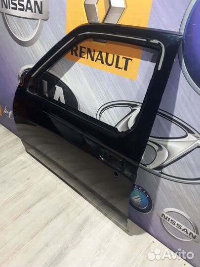 Дверь передняя Nissan NP300 Лев