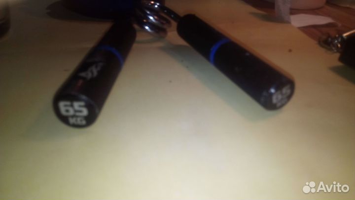 Эспандер кистевой на 65кг