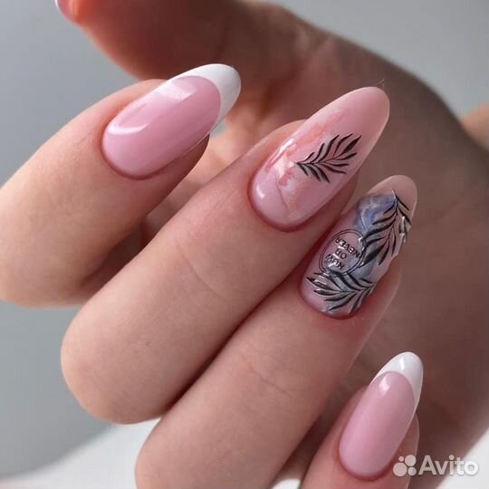 Маникюр и педикюр