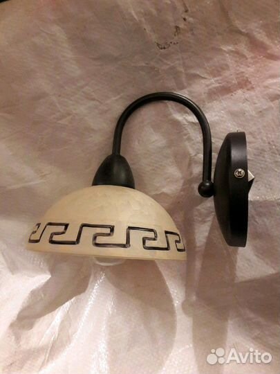 Светильник и бра