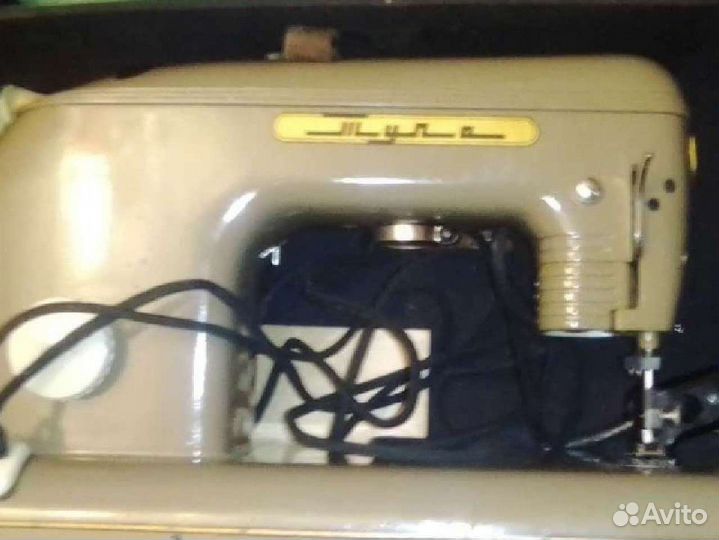 Швейная машинка