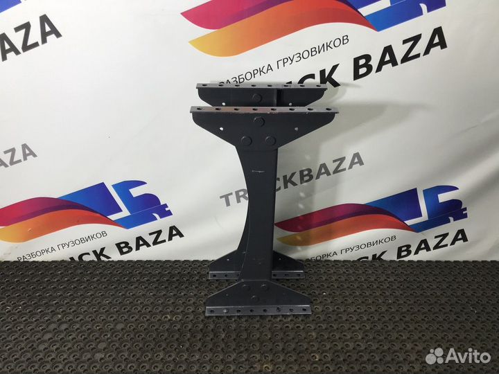 Траверса рамы поперечная Renault T, Volvo FH