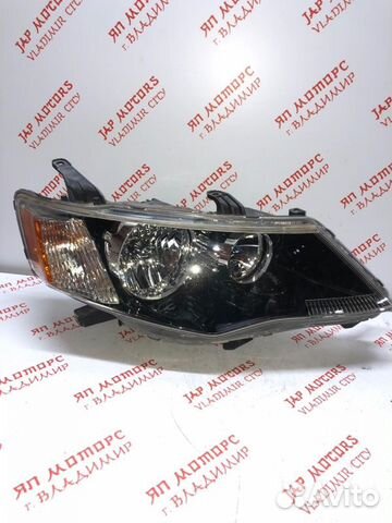 Фара ксеноновая правая Mitsubishi Outlander Xl XL