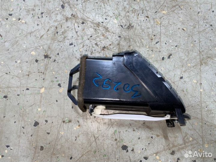 Воздуховод (дефлектор печки) левый Nissan Primera