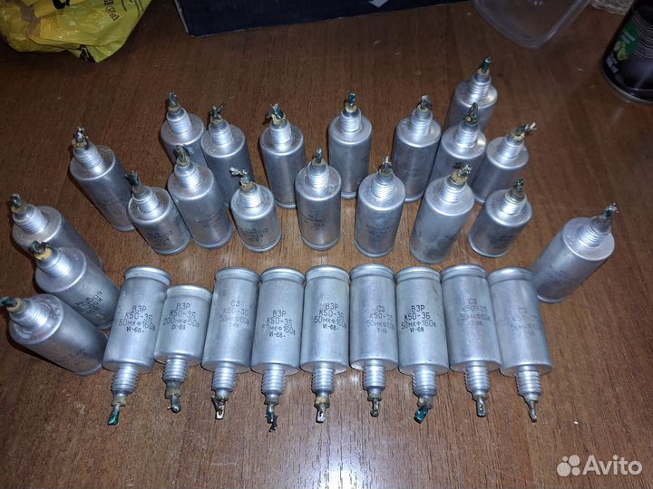 Конденсатор к50-3б