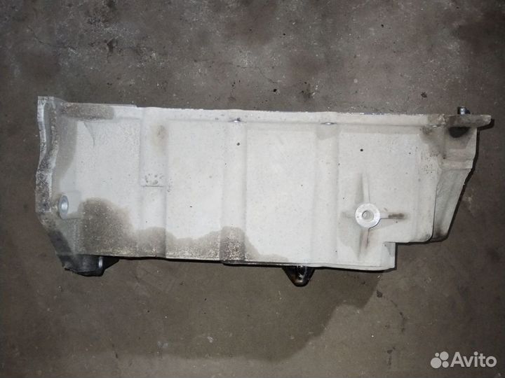 111107817r полуподдон Renault duster h4m