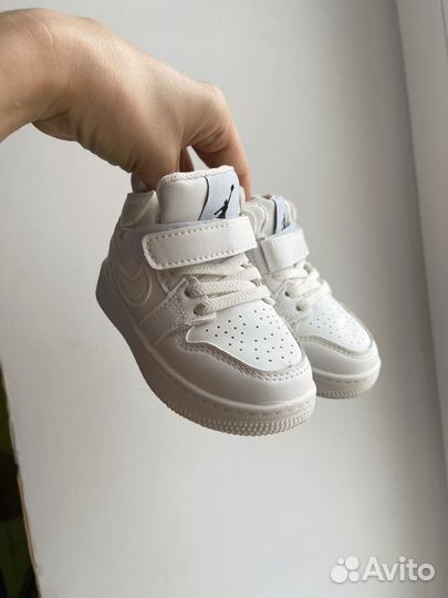 Кеды детские белые 23