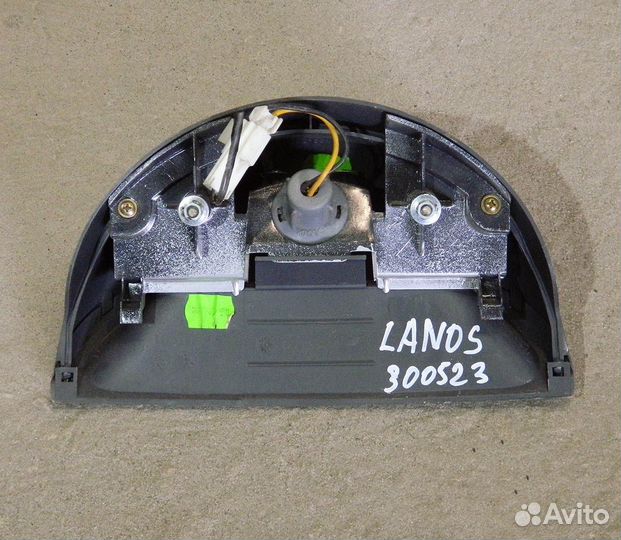 Стоп дополнительный Chevrolet Lanos