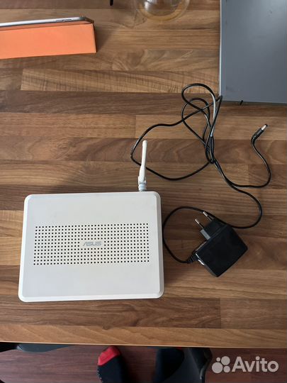 Wifi роутер Asus WL-500gP v2