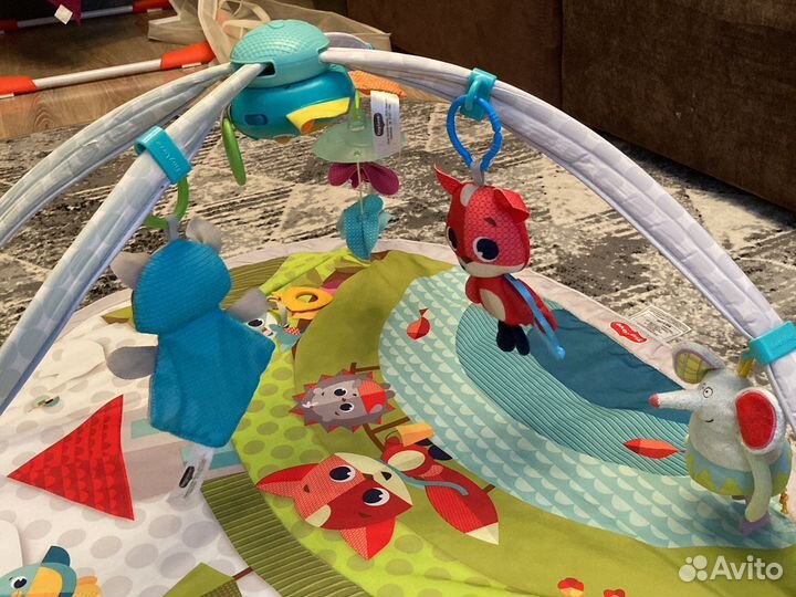 Развивающий коврик от tiny love