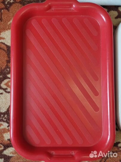 Подносы пластиковые