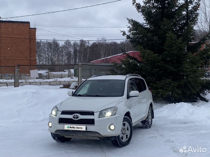 Toyota RAV4 2.4 AT, 2011, 239 000 км