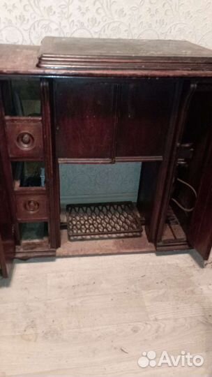 Швейная машина бу Singer