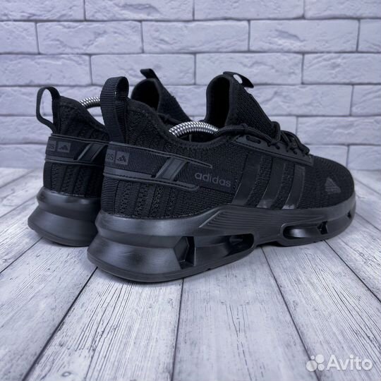 Кроссовки Adidas cloudfoam