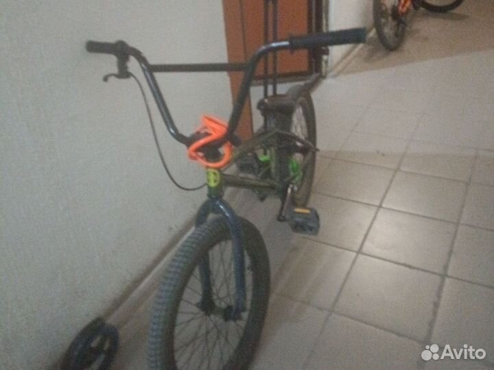 Трюковой велосипед bmx