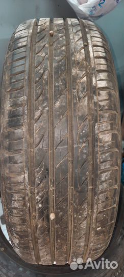 Delinte DH2 215/55 R17