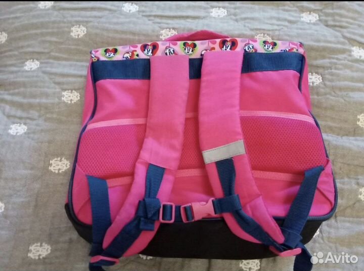 Продаю школьный портфель