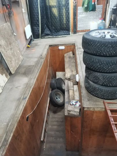 Гараж, > 30 м²