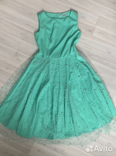 Платье вечернее