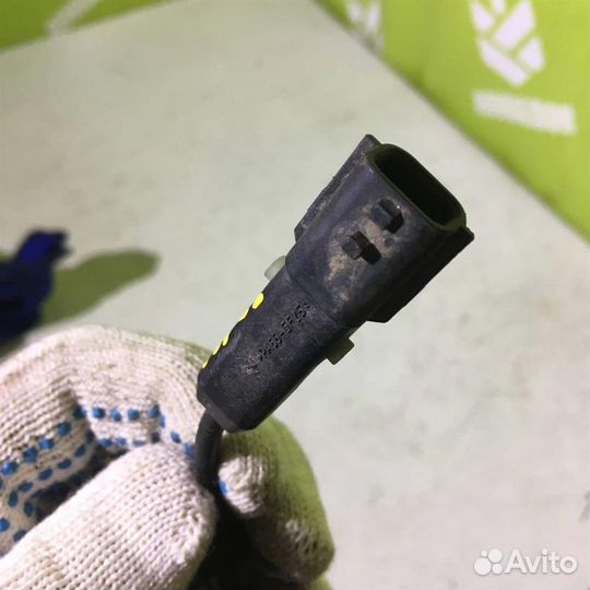 Датчик ABS передний левый Рено Сценик 2