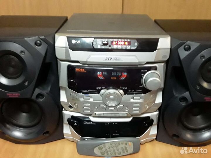 Музыкальный центр