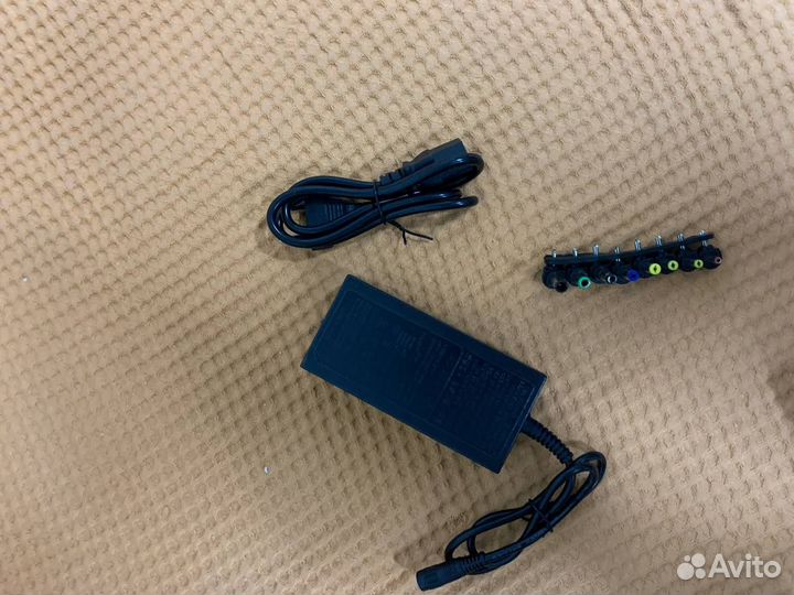 Новый универсальный блок питания для ноутбука