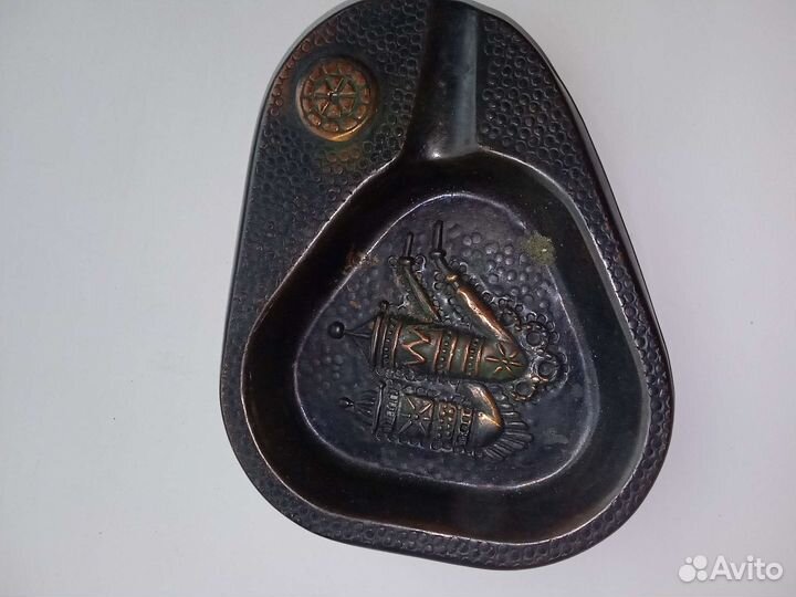 Пепельница СССР чеканка