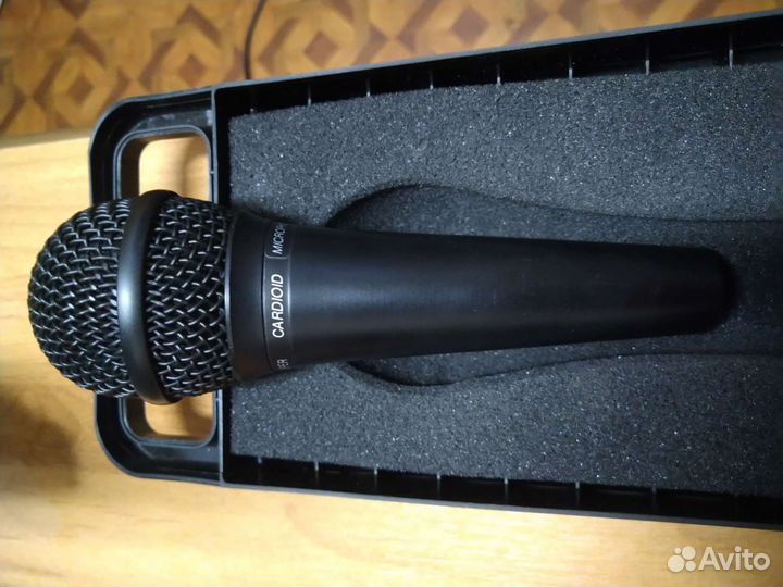Студийный микрофон Behringer XM2000